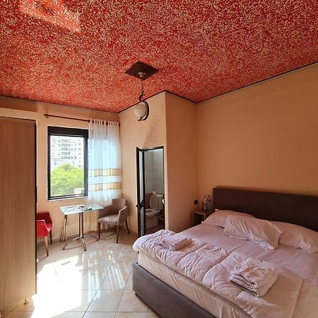 Hotel La Villa Tirana Kültér fotó