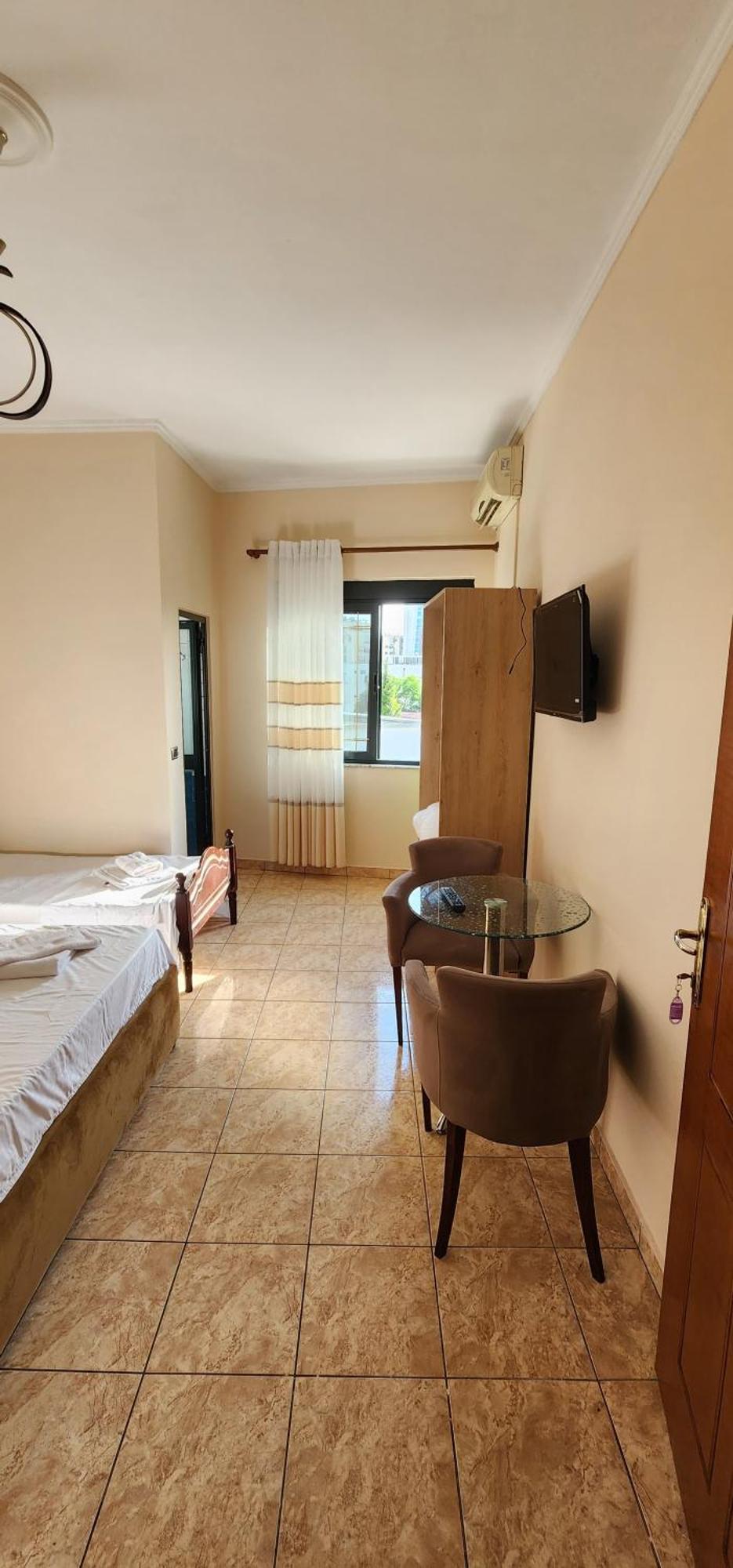 Hotel La Villa Tirana Kültér fotó