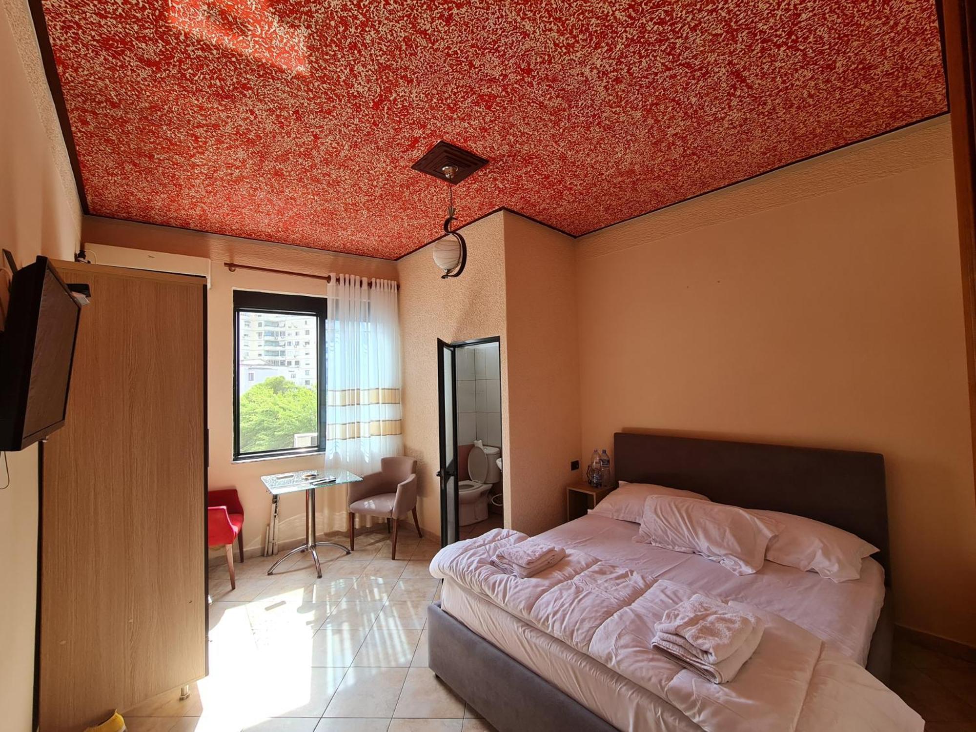 Hotel La Villa Tirana Kültér fotó