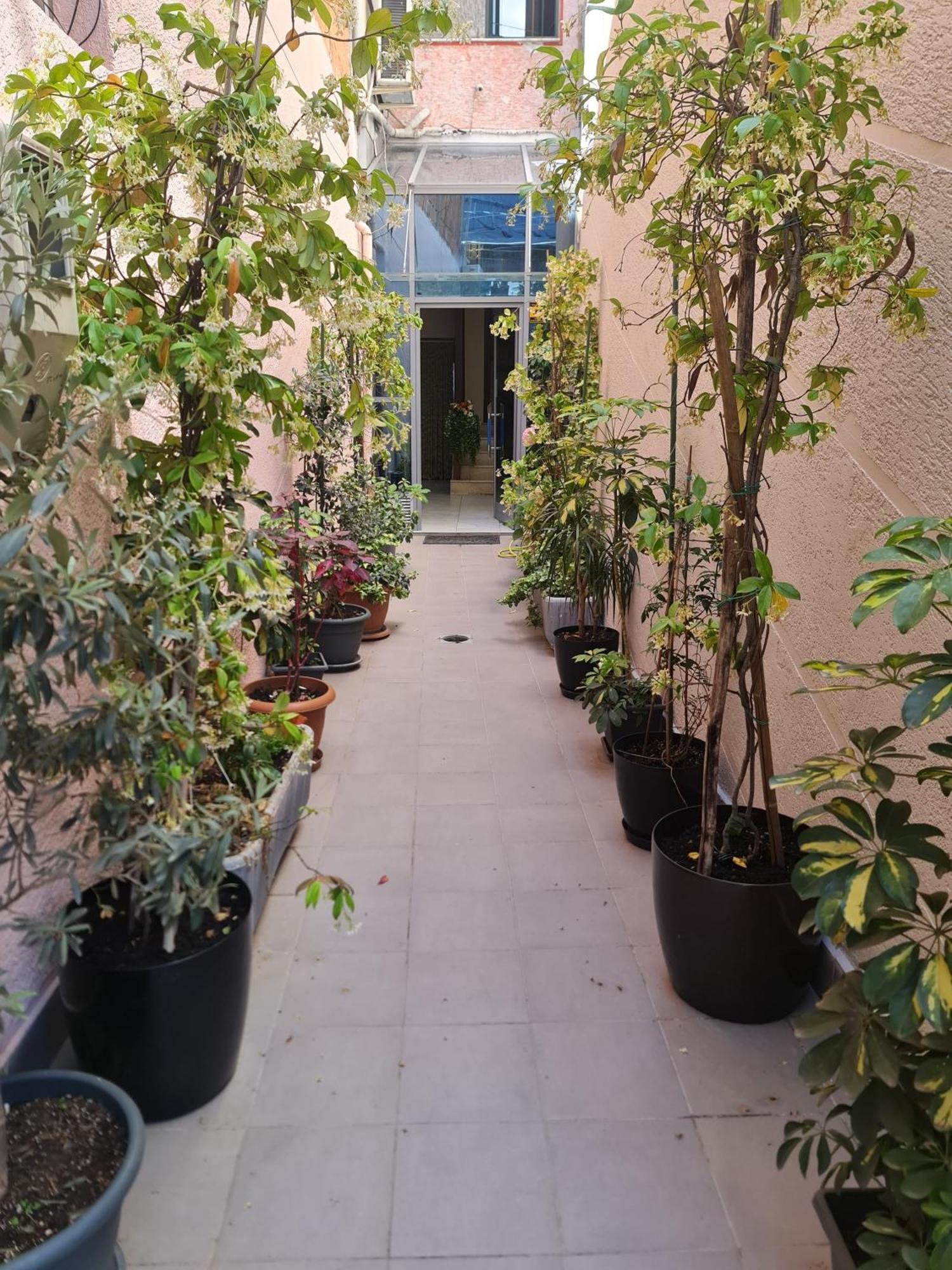 Hotel La Villa Tirana Kültér fotó